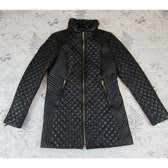 Perfect $208 Via Spiga Black Quilted Light weight Fitted Walker Jacket Coat PM - Picture 3 of 8